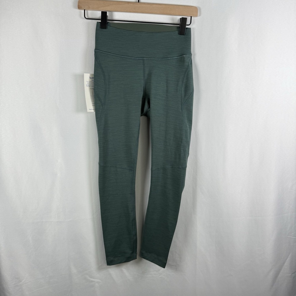 Outdoor Voices NWT Women Evergreen TechSweat 3/4 Leggings Olive Green XS